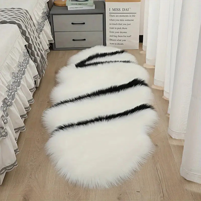 Medium Pile Lightweight Fluffy Polyester Area Rug with Suede Backing