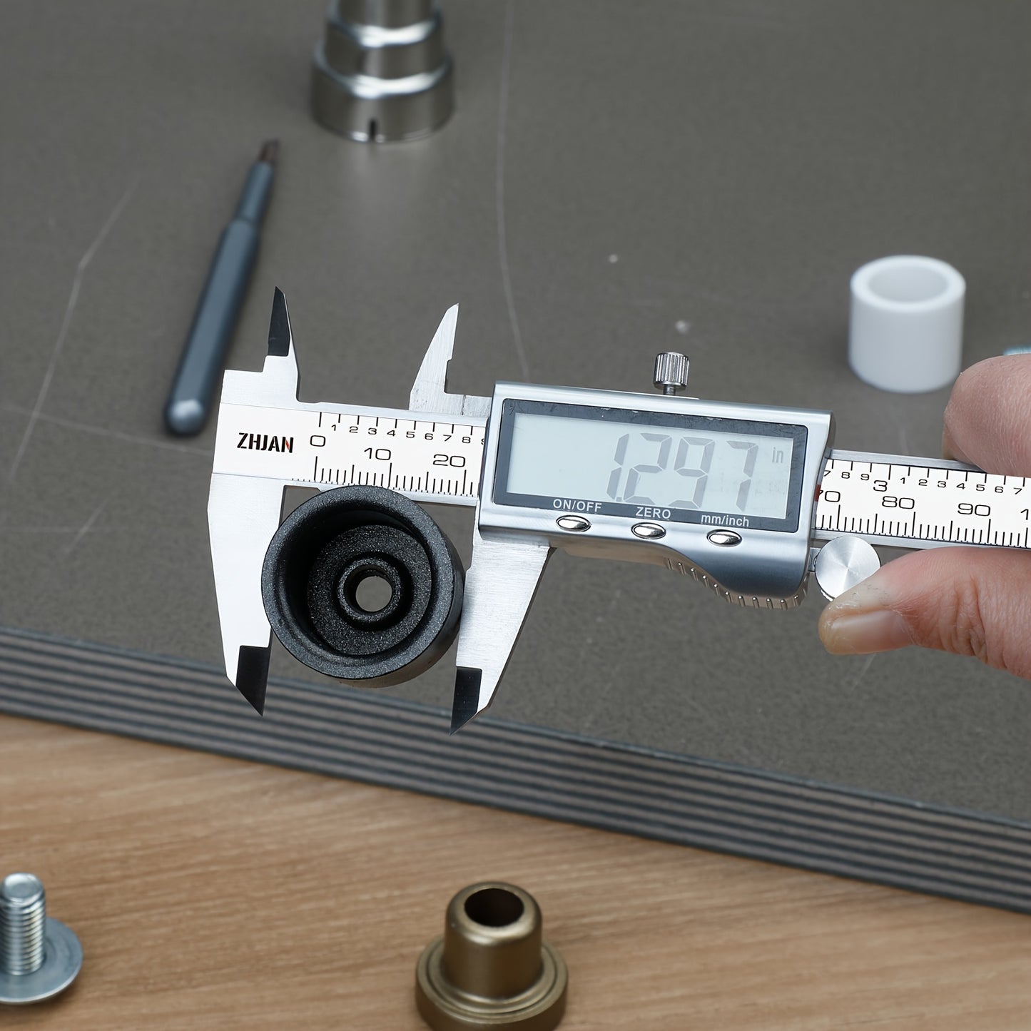 Digital caliper, stainless steel caliper measuring tool
