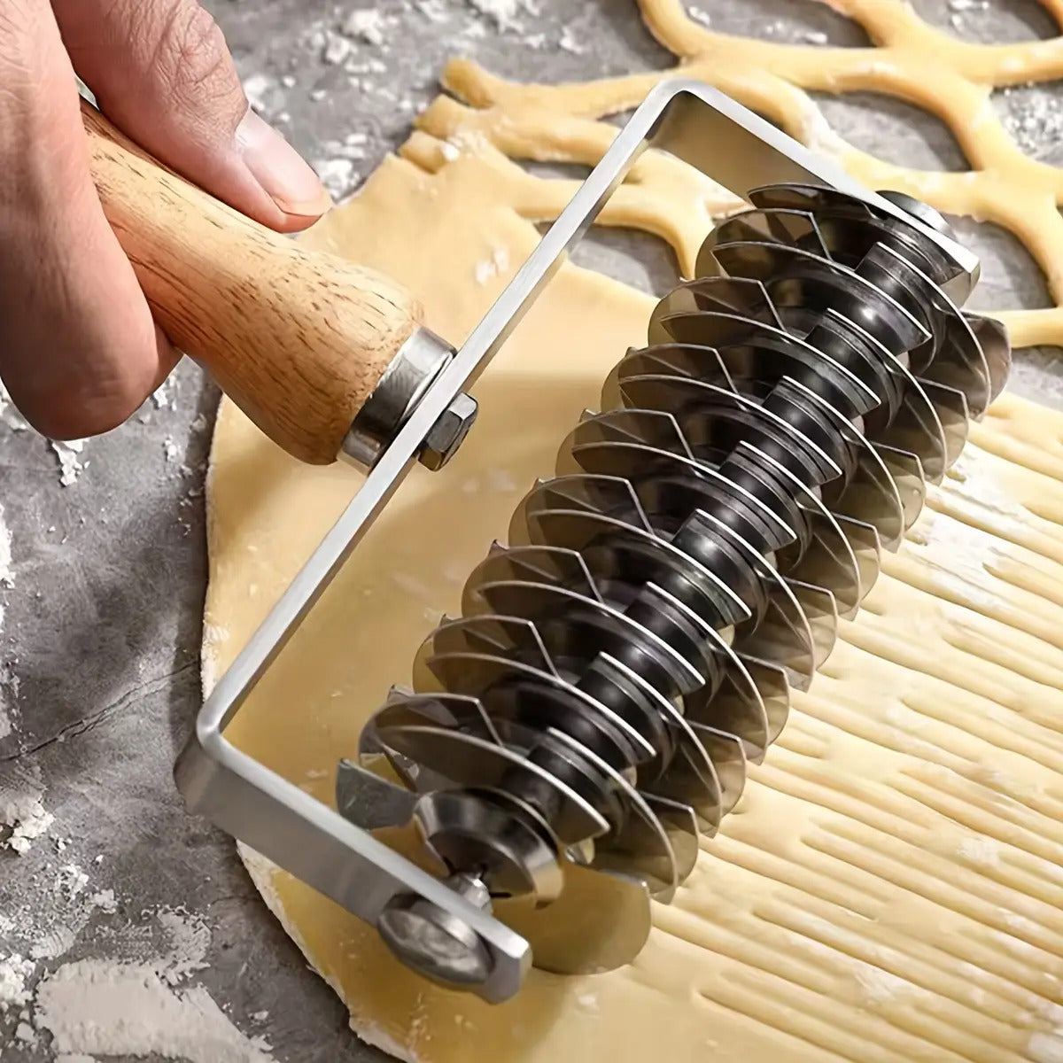 Stainless steel leather mesh roller knife