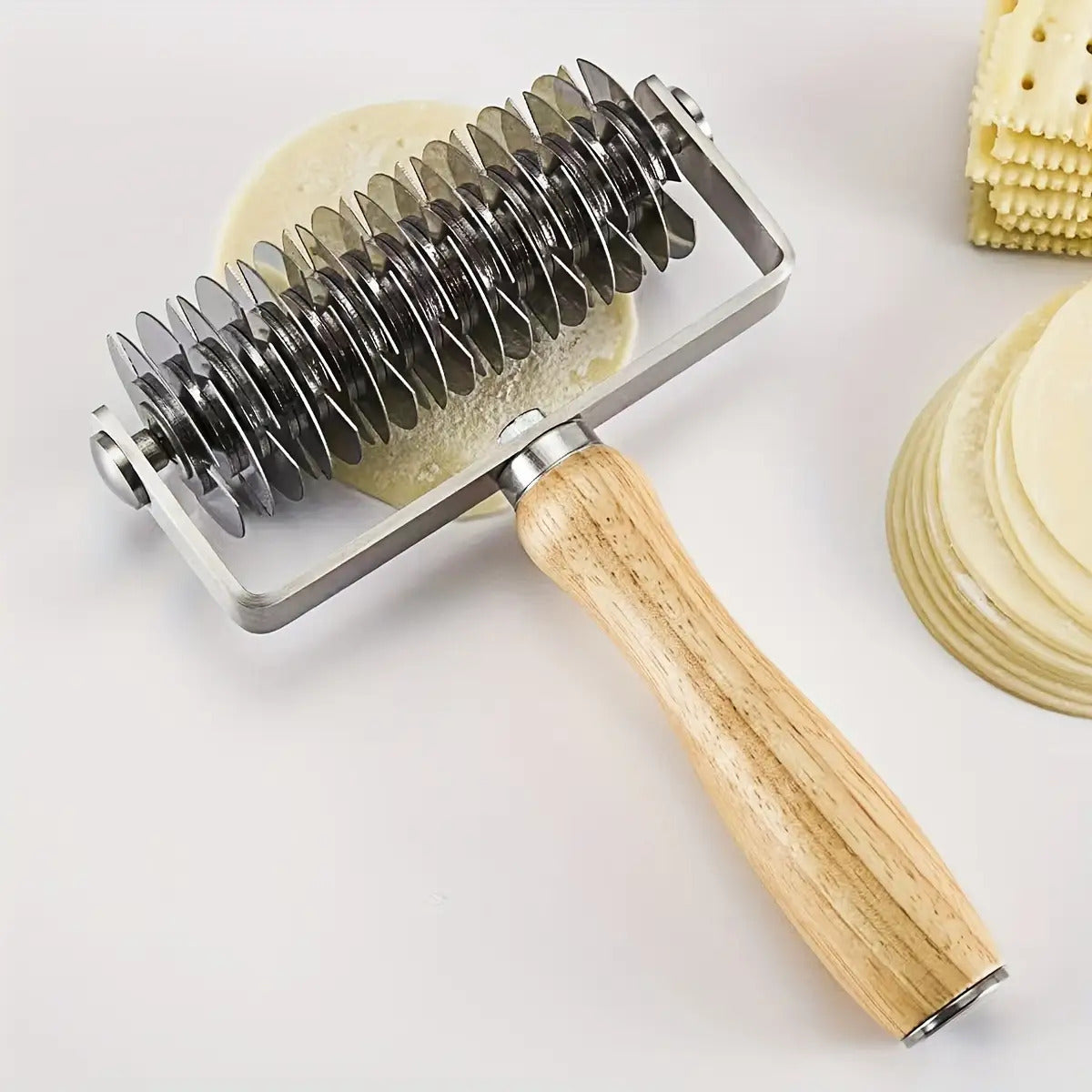 Stainless steel leather mesh roller knife