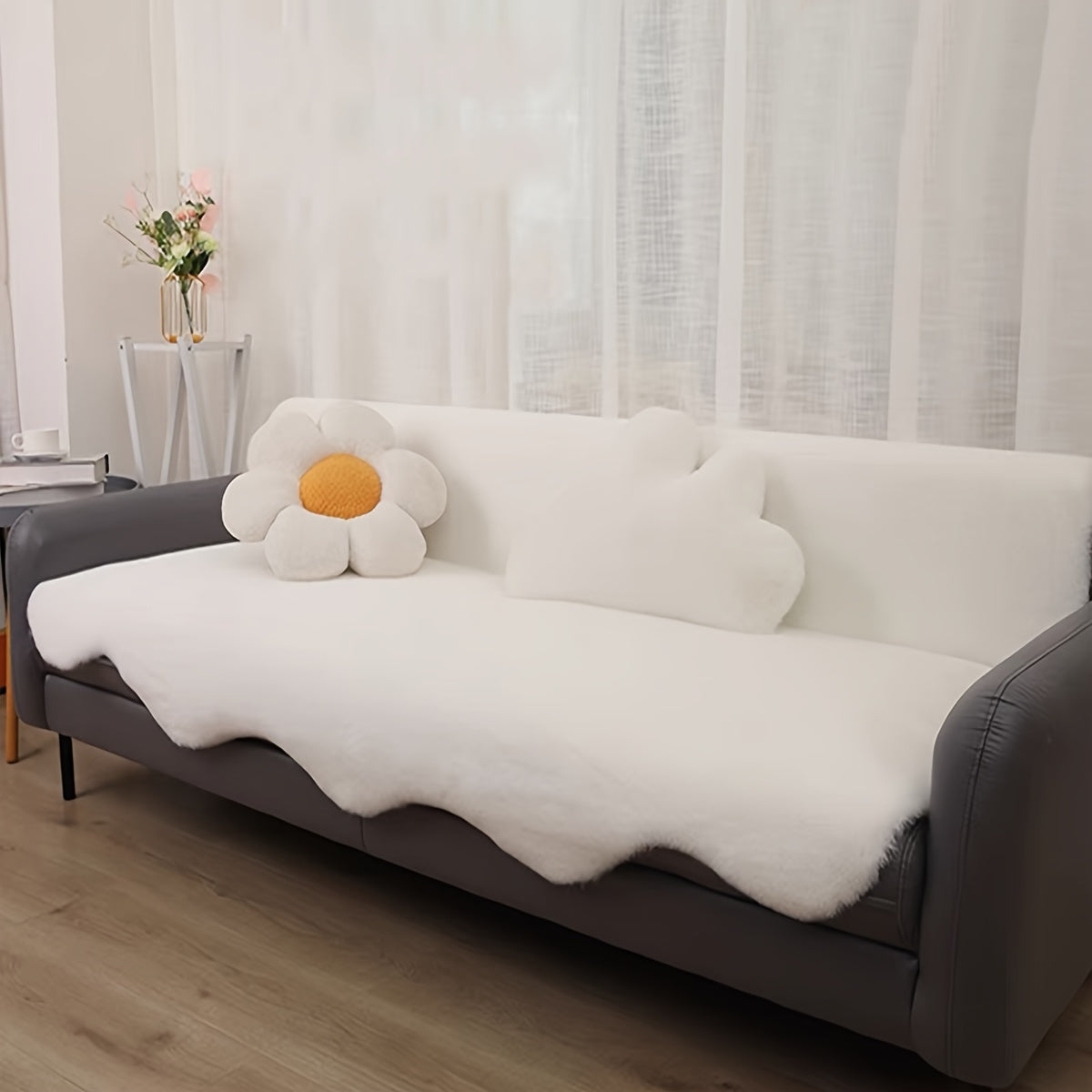 [Cute Rabbit Cushion] Irregular Shaped Sofa Cushion