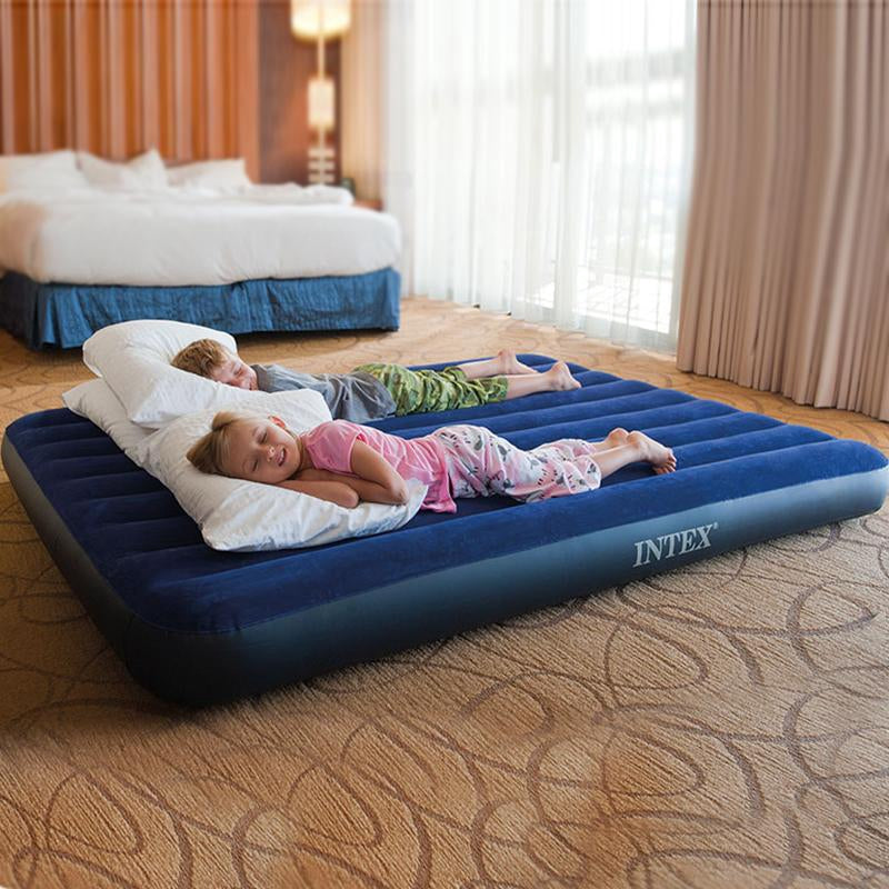 Queen-size soft air mattress