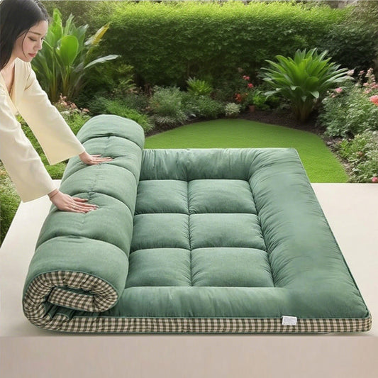 Foldable checkered mattress