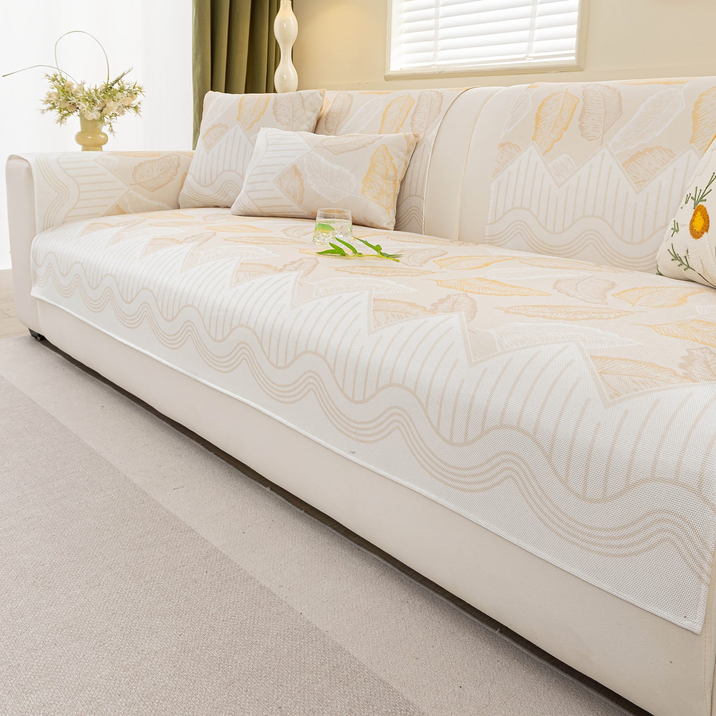 Machine Washable Pet Scratch-Resistant Summer Ice silk Sofa Mat