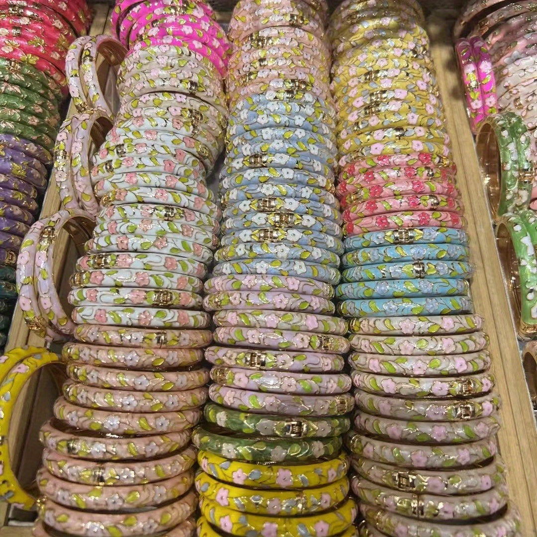 10pcs Random Color Enamel Bracelet Set