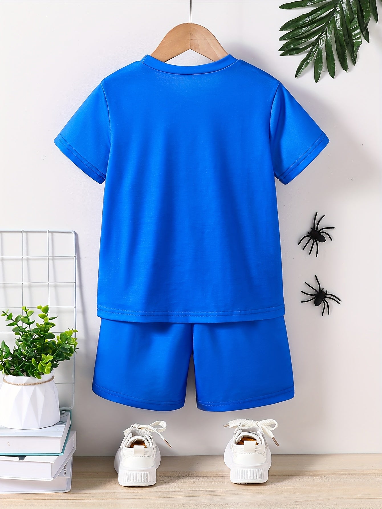 2-piece set of boys' 3D printed cartoon spider web letter design T-shirt and shorts